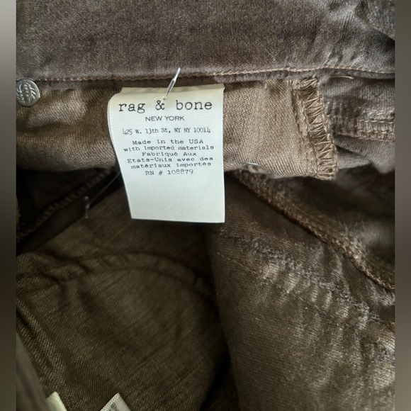 🆕 RAG & BONE 10 Inch Capri in Velvet Olive - Picture 10 of 14